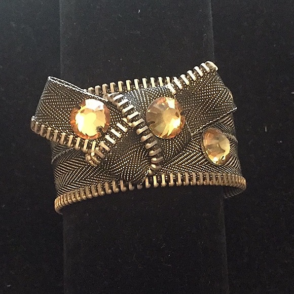 Jewelry - 🛍2 for$35🛍Jean Cuff bracelet NWOT